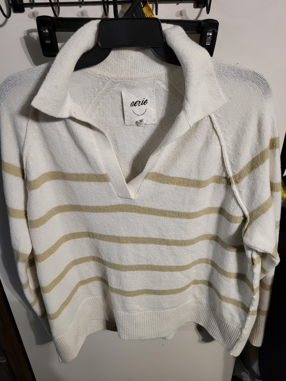 WOMANS AERIE STRIPED COLLARED OVERSIZED SWEATER SZ M